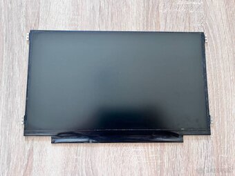 Predám obrazovku do notebooku 11,6"LED SLIM display - 2