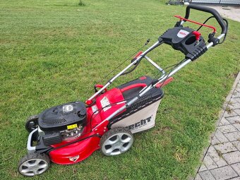 Hecht 543 s elektrickým štartom - 2