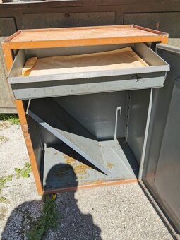 Plechové skrinky,regale,poličky do dielne a pod... - 2
