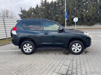 Toyota Landcruiser 3.0D 127KW rok 2010 facelift AUTOMAT - 2