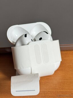 Apple AirPods 4 USB C - nové, rok záruka - 2