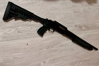 Predám brokovnicu “pumpu” Mossberg 500A - 2