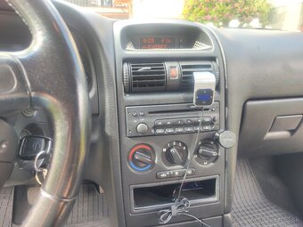 Opel Astra G 1,6 benzín - 2