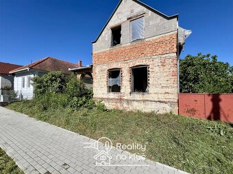 Na predaj rodinný dom s pozemkom 3 504m² Tesárske Mlyňany - 2