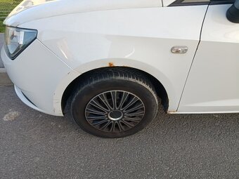 Seat Ibiza 1.4 benzín - 2