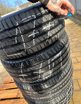 L177 4ks letné 275/45R20 - 2