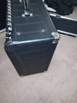 Kustom Defender 50 - 2