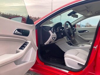 Mercedes-Benz CLA 180 A/T Shooting Brake,len 22000 KM - 2