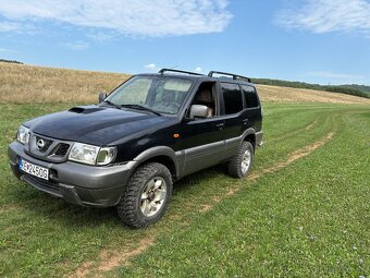 Nissan Terrano 2 - 2
