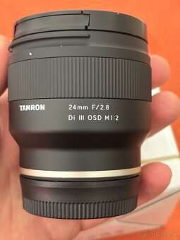 TAMRON 24mm f2.8 - 2