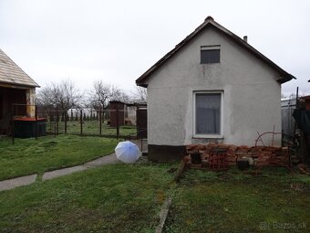 REZERVOVANÉ Na predaj 4i. rodinný dom v obci Pribeta. - 2