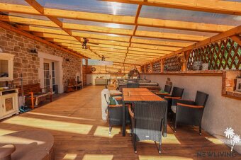 Na predaj 6iz. rodinný dom v obci Podolie - 2