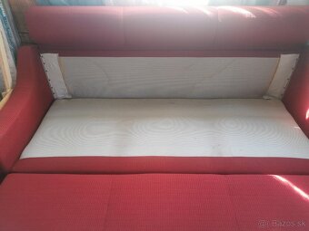 Predám sedaciu gaučovu roztahovaciu ešte zachovalu na chat. - 2