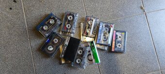 Predám magnetofon na kazety a cd - 2