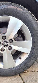 Zimné komplety 185/60r15 - 2