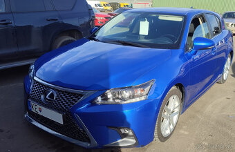 Lexus CT200h - 2
