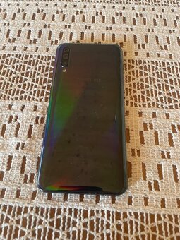 Perfektný Samsung Galaxy A50 - 2