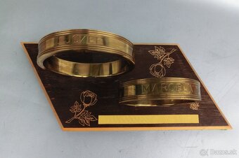 Svadobné obrúčky . - 2