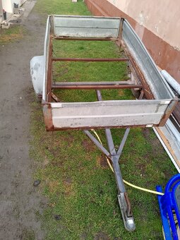 Prívesný vozík - 2