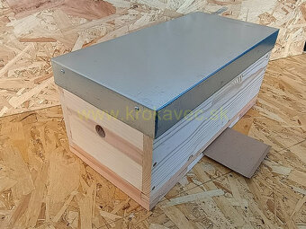 Predám plemenáče na včely – Langstroth, B, E - 2