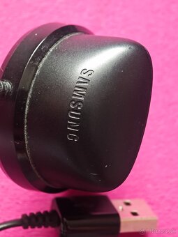 Predám Samsung charging dock - 2