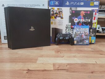 PS4 PRO 1TB - 2
