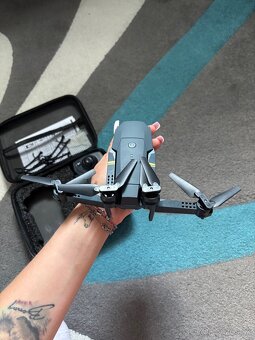 Dron s kamerou - 2