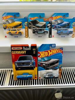 BMW 2002 hot wheels - 2