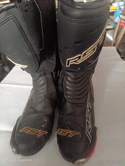 Výstroj na moto - 2