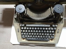 Písací stroj s dlhým valcom - 2