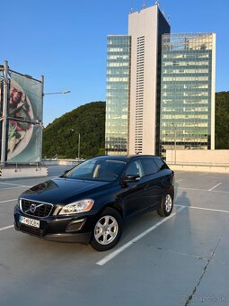 Volvo XC60 2.4 D4 - 2