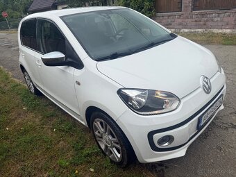 Volkswagen EcoUp 1.0 benzín + CNG 5dv. r.2013 - 2