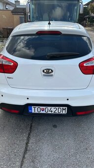 Predam Kia Rio - 2