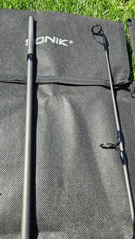 Prúty Sonik Insurgent 10 ft  3,5 lb - 2