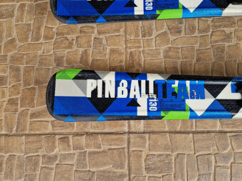 Predám lyže Elan Pinball Team aj s viazaním 130cm. - 2