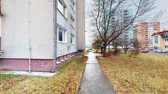 Na predaj 3 izbový byt v Lučenci na Rúbanisku III na 8/12 po - 2