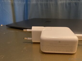 MacBook Air (Retina, 13-inch, 2019) 1.6GHz, 8GB RAM, 128GB - 2