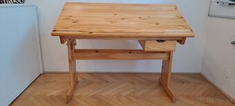 Pisaci stol nastavitelny - 2