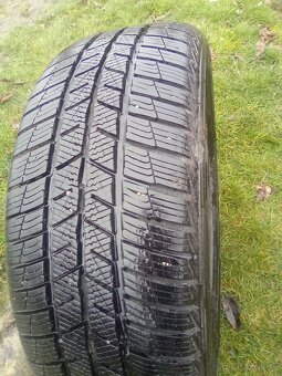 Barum 215/55r17 - 2