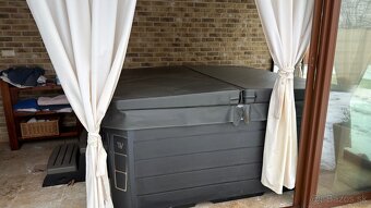 Na predaj vírivka Wellis Palermo - 2