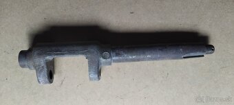 Zetor super 50 hriadel riadenia - 2