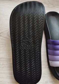 Šlapky 36 - čierno - fialové - 2