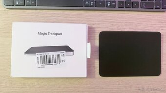 Apple Magic Trackpad 2024 – Čierny - 2