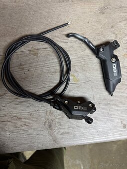 Sram DB8 - 2