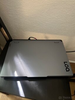 LENOVO LOQ 15IAX9 - 2