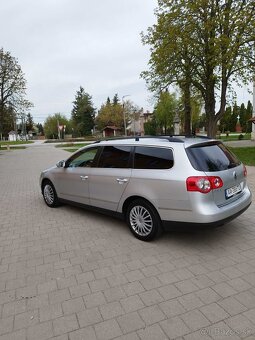 Volkswagen Passat Combi 2.0TDI Comfort - 2