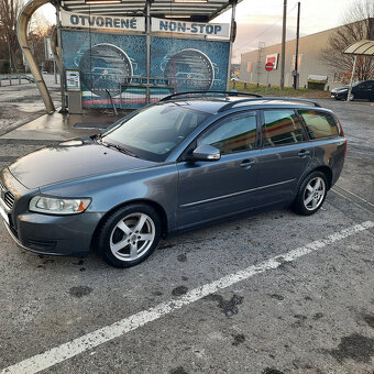 Predám Volvo V50, 1,6 HDi, 80 kw, r.v. 2010. - 2