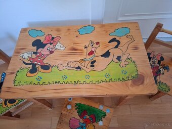 Detský stolík so stoličkami Minnie - 2