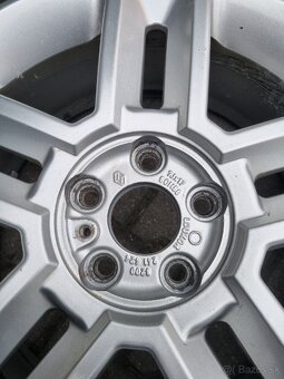 5x108 225/55R17. 4 kus - 2