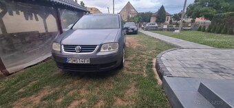 Volkswagen Touran 1.9 TDI 7-miestne - 2